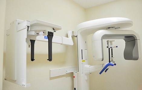 歯科用CTにより高解像度のデータを必要な時すぐに確認・説明することができます