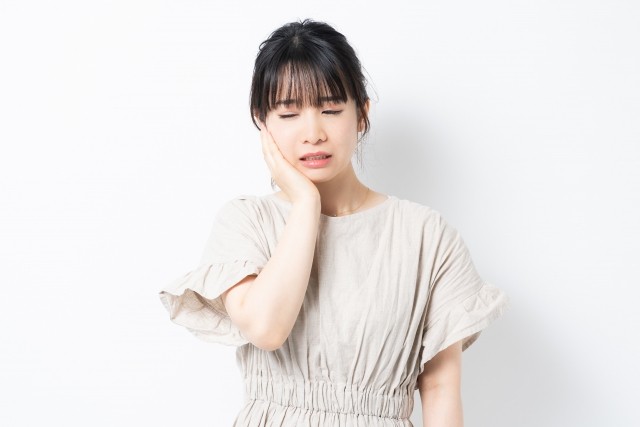 歯が抜けたまま放置するのはよくありません