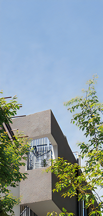 ①クリニック玄関②院内③外観