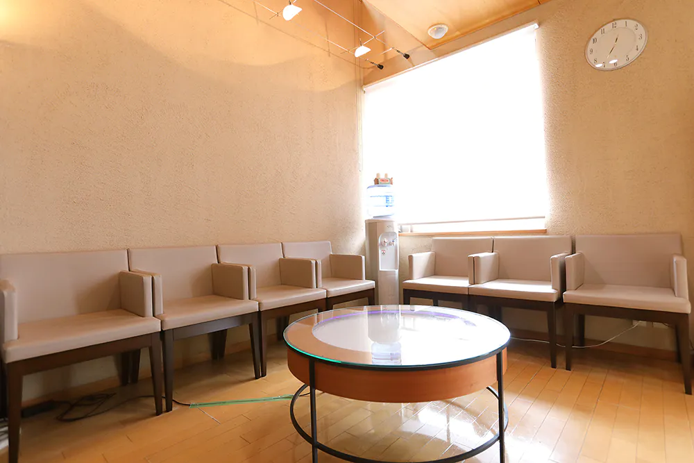 【東加古川駅徒歩14分】日本顎咬合学会認定医在籍し精密な根管治療と総合診療に対応する加古川くろだ歯科