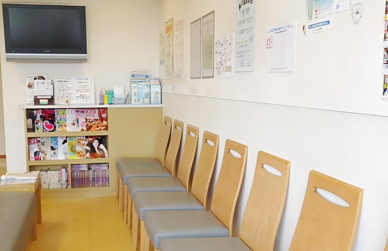 【日本矯正歯科学会認定医が在籍】予防と歯並び治療に力を入れるすぎもと歯科