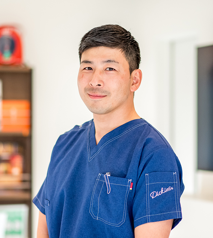 院長の青　藍一郎