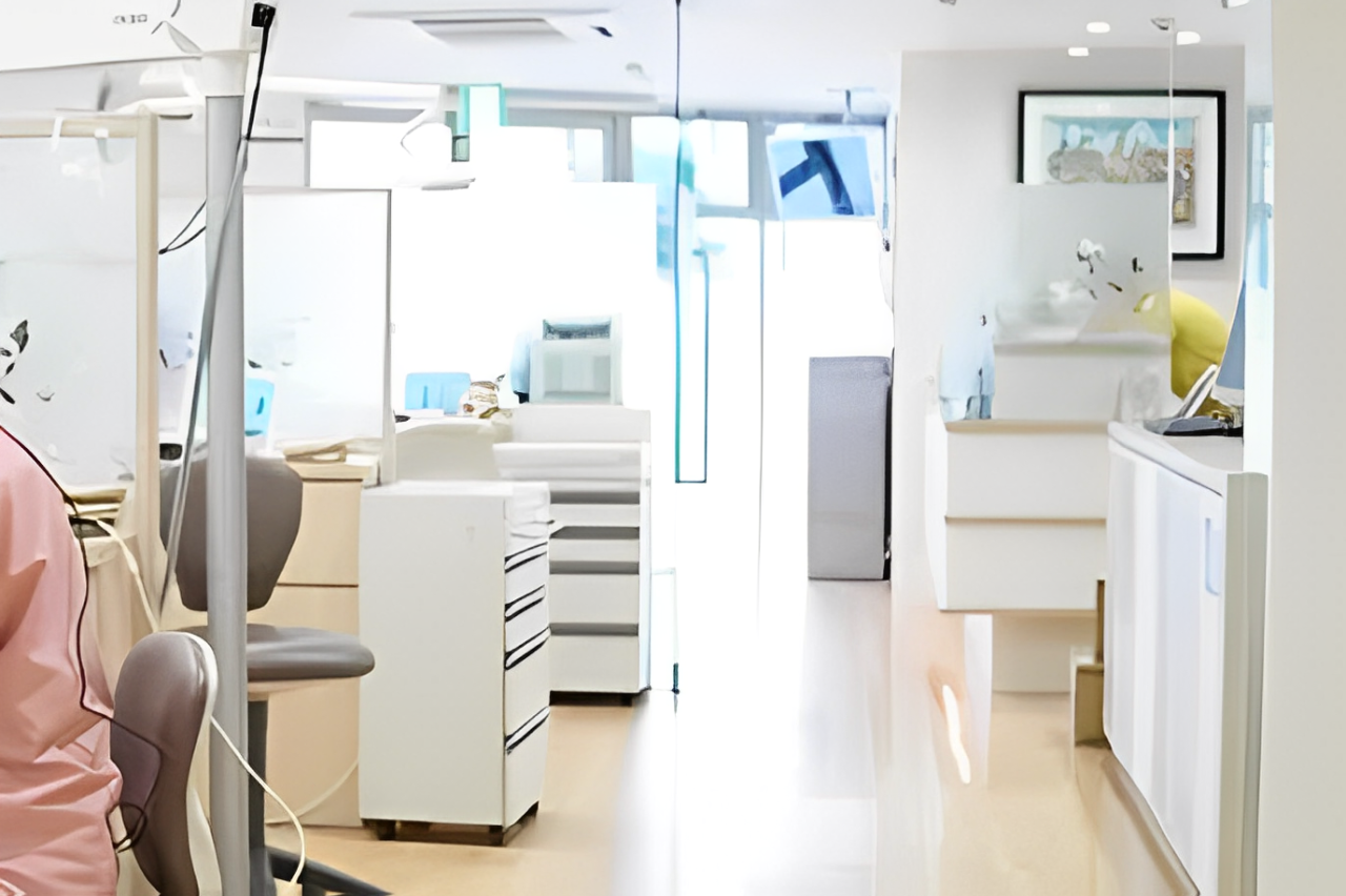 【JR中央線・総武線　東中野駅 徒歩3分】【全国でも数少ない口腔管理体制強化加算クリニック】日曜診療も対応しているエムズ歯科クリニック東中野