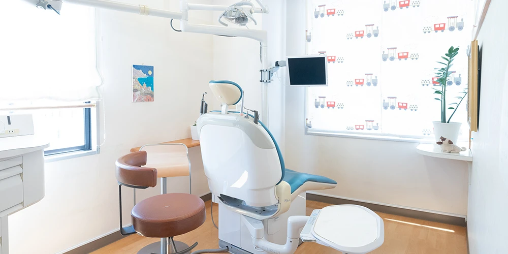 【八千代台駅 東口から徒歩1分】【土曜は18:30まで診療】予防と小児ケアに注力し、家族で通える安心の歯科医療を提供する豊歯科