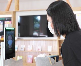 お口のことをわかりやすく説明します