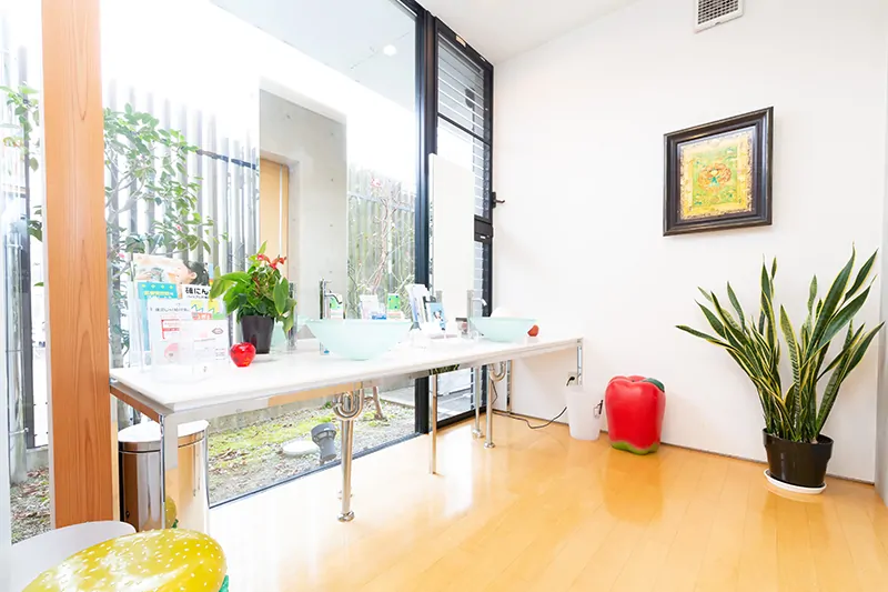 虫歯も歯並びも。お口のトータルケアが叶う「きょうこ歯科・矯正歯科」