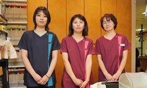 【豊見城南高校前バス停 徒歩1分】地域に寄り添い幅広い診療に対応する モリヤデンタルオフィス