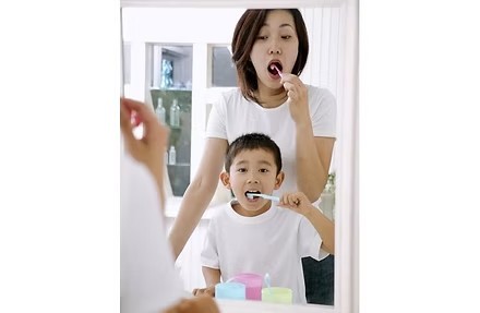 患者様が生涯にわたりご自身の歯で食事や会話を楽しめるよう、予防を重視した診療を心がけています。
