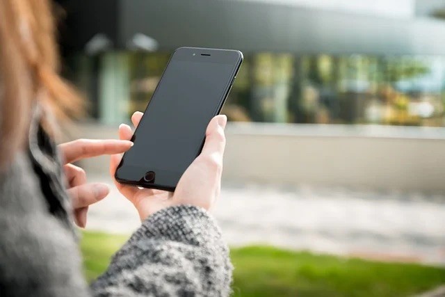 ①お口の健康、一生サポート②虫歯ゼロで食事を楽しむ③ご予約はお電話にて