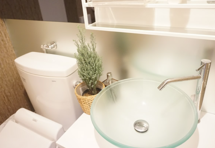 【JR埼京線 板橋駅西口 徒歩0分/地下鉄三田線 徒歩5分/東武東上線 下板橋駅 徒歩6分】オールラウンドな歯科治療を提供する、板橋駅西口直結の岩永歯科医院