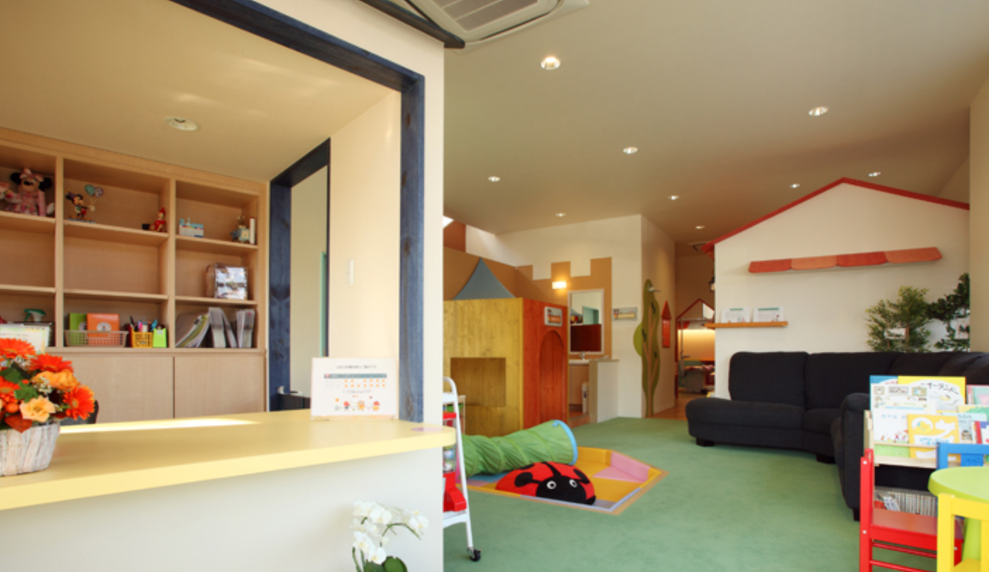 【日本小児歯科学会専門医指導医】【日本障害者歯科学会認定医】【日本小児口腔外科学会認定医】確かな専門知識と最新設備でお子様に特化した歯科治療を提供するたかはしキッズデンタル