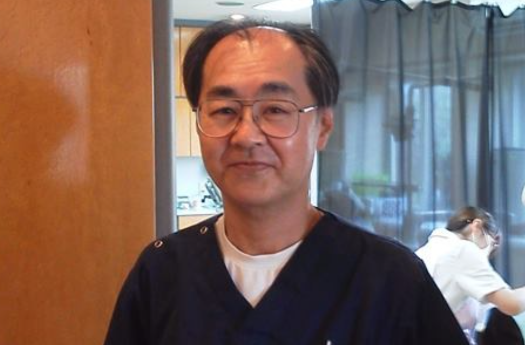 院長の平井　直樹