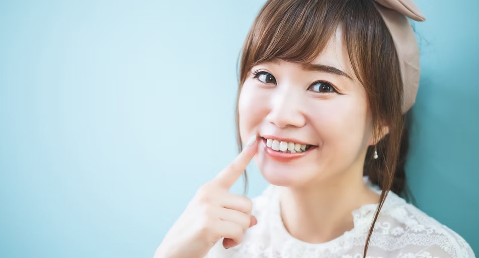 歯を削る必要がなく、歯にやさしい方法です