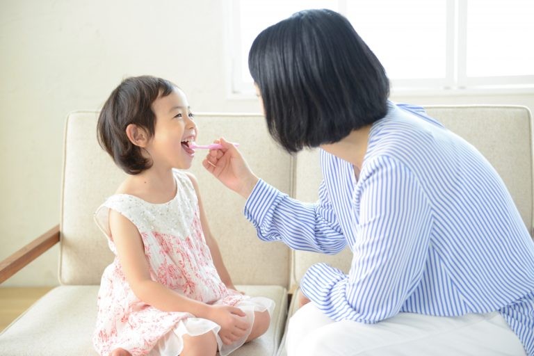 矯正を行うことで歯並びを改善し、お口の問題解決を目指します
