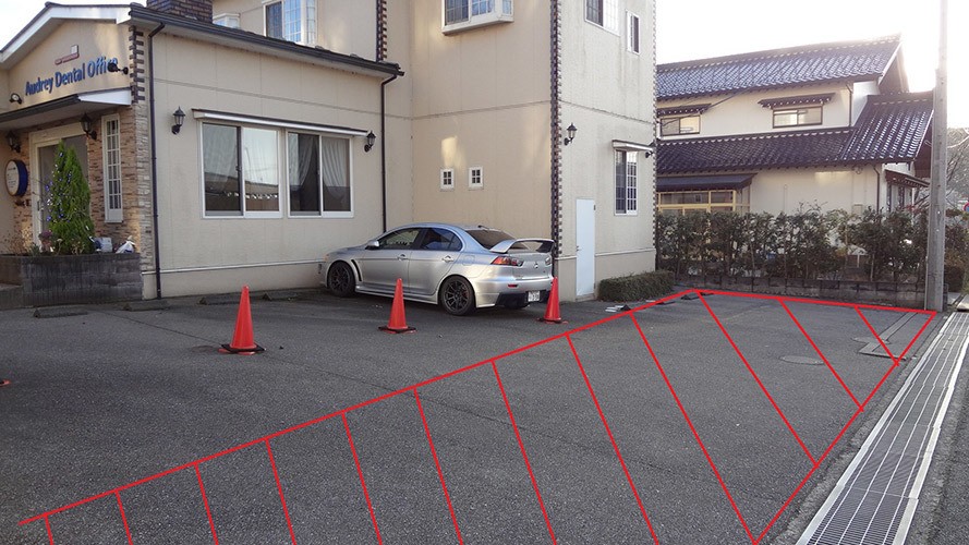 赤枠内が駐車可能範囲となっています