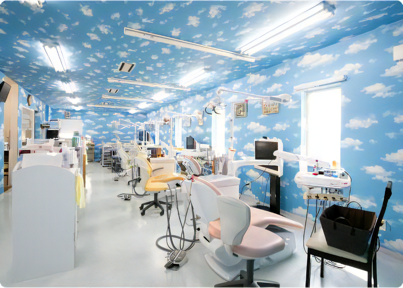 【本厚木駅 車で１５分】土日・祝日診療対応あり】お子様も保護者様も安心して楽しめる診療環境を提供するグリーン歯科医院