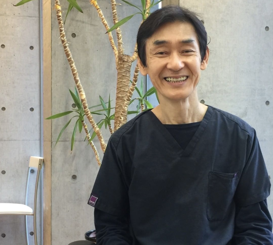 院長の中山 康弘