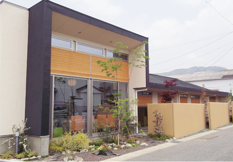 【三河三谷駅から徒歩5分】一般診療と予防ケアを提供する とがみ歯科