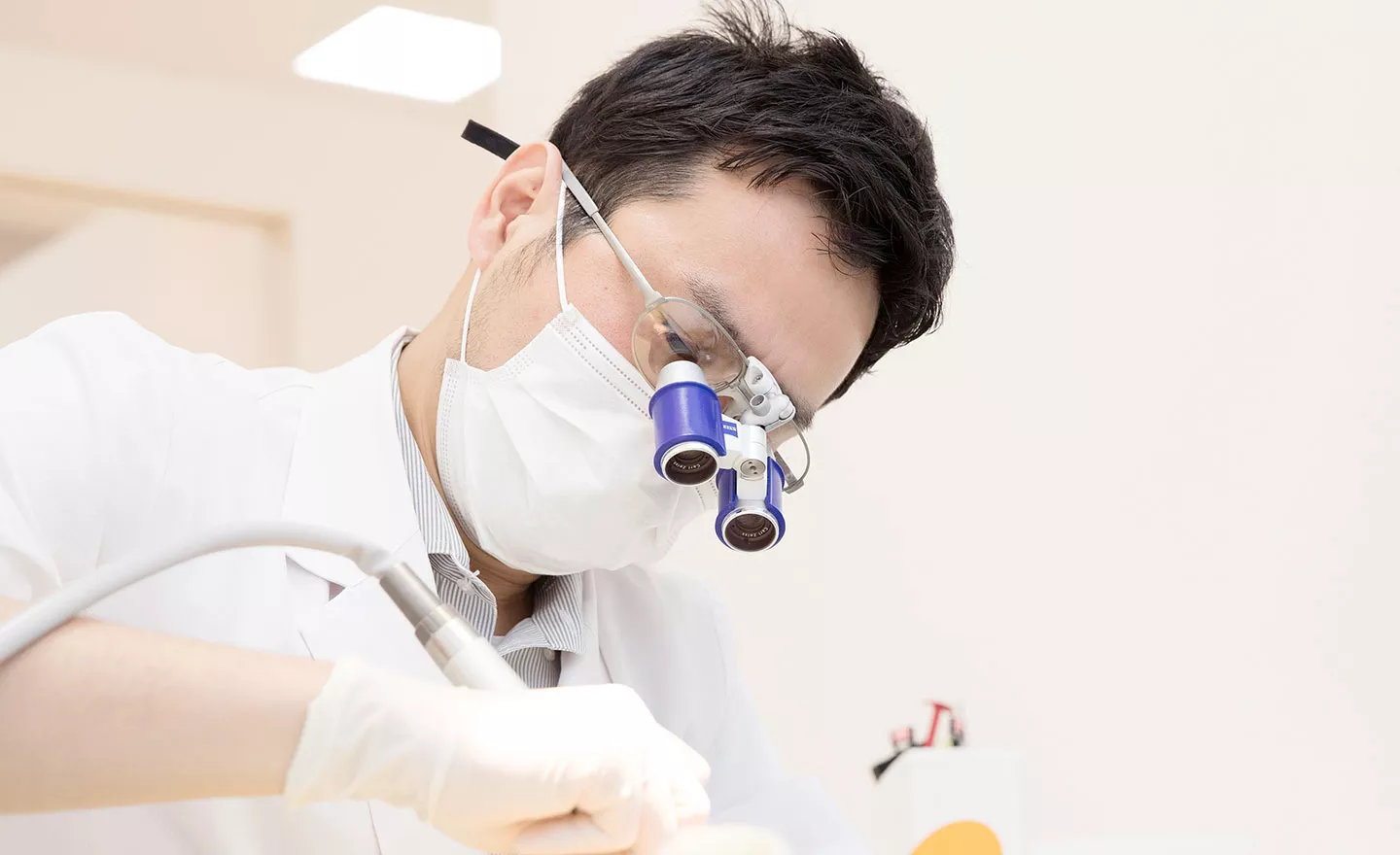 できる限り自然の歯を保存する治療を心がけています