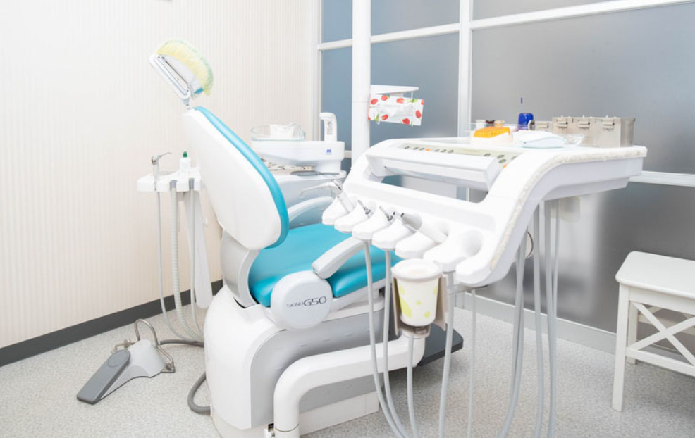 【錦糸町駅から徒歩1分】【矯正治療専門医・美容診療10年の経験を持つ院長】患者様に親身に寄り添うパーク駅前歯科矯正歯科クリニック