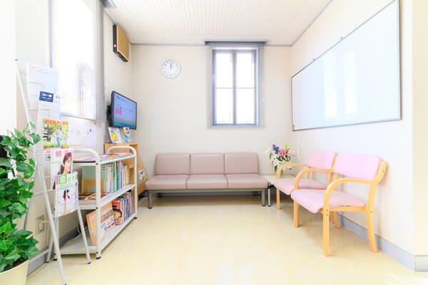 【伊予和気駅 徒歩15分】地域に根ざし家族で通いやすい太山寺歯科医院