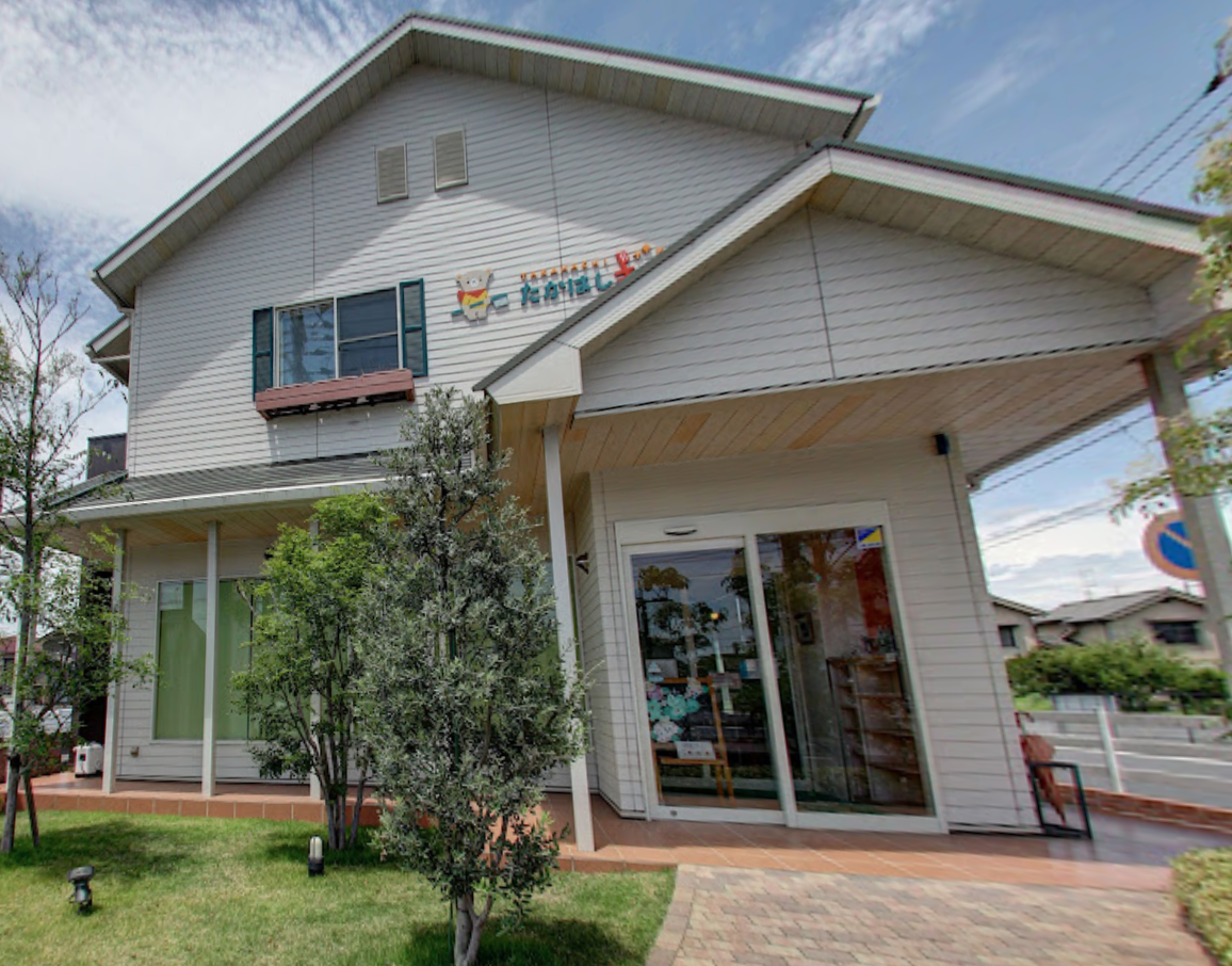 【日本小児歯科学会専門医指導医】【日本障害者歯科学会認定医】【日本小児口腔外科学会認定医】確かな専門知識と最新設備でお子様に特化した歯科治療を提供するたかはしキッズデンタル