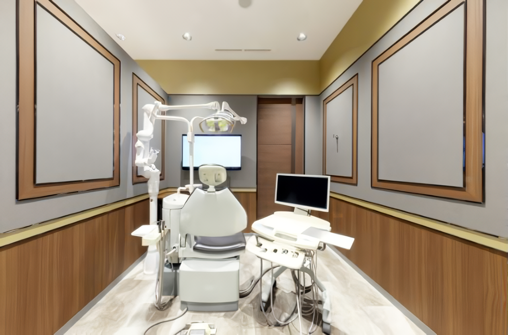 ①待合室②受付③診療スペース