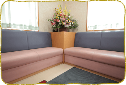 ①受付②待合室③診療台