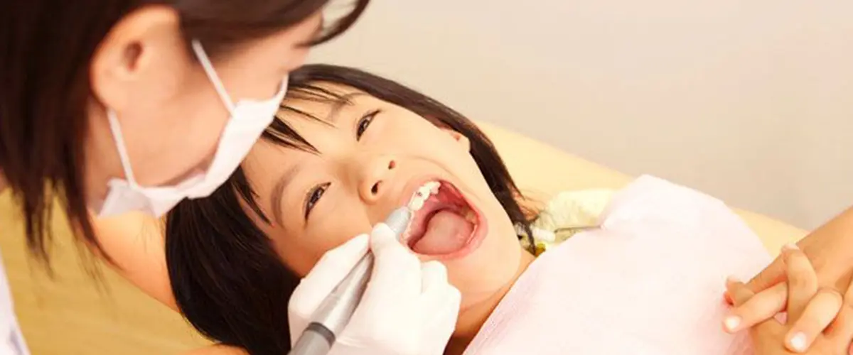 お子さまが歯科医院を怖がらずに通えるよう、無理のないペースで治療を進めています