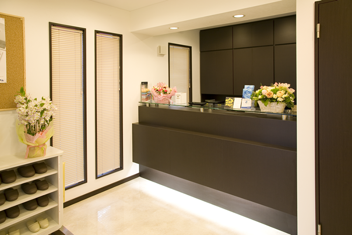 【越谷駅より車で10分】【日本口腔外科学会認定医 在籍】高度な技術と患者様への細やかな配慮を提供するひろ歯科医院