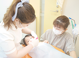 銀歯にしたくないという保護者様のご要望にも応えられる体制です