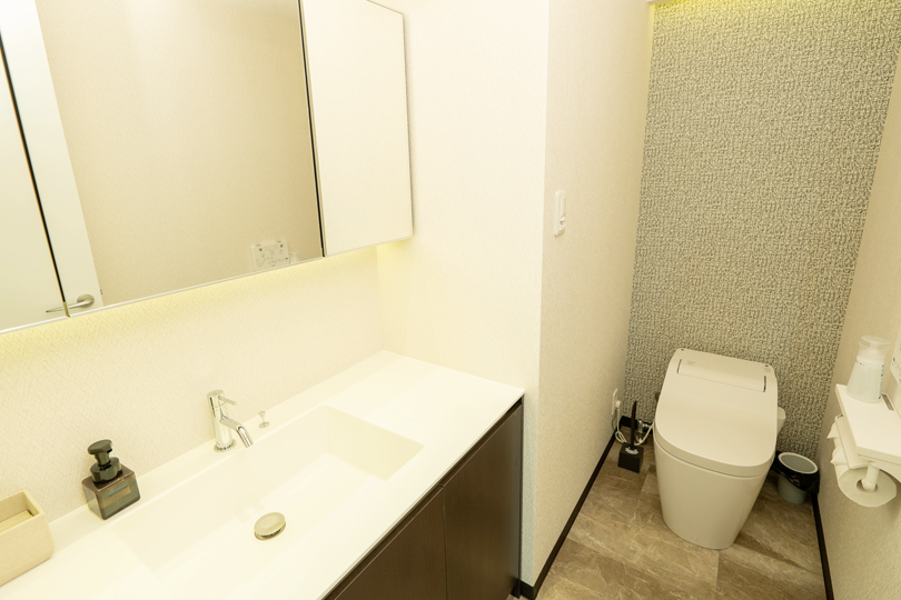 院内はパウダールームまで綺麗に保たれております。