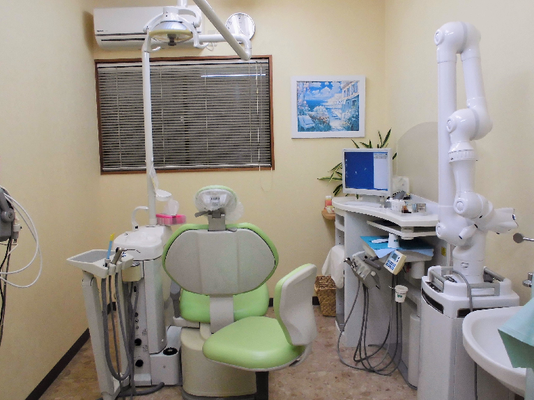 患者様一人ひとりに合った入れ歯づくりを、丁寧にサポートしています