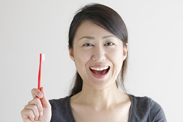 定期的な検診で一生涯健康な歯へ
