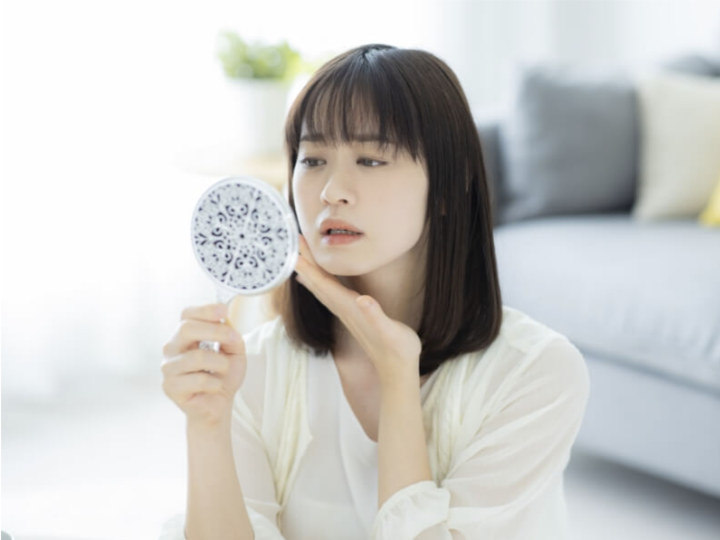 お口の不調を抱えている様子