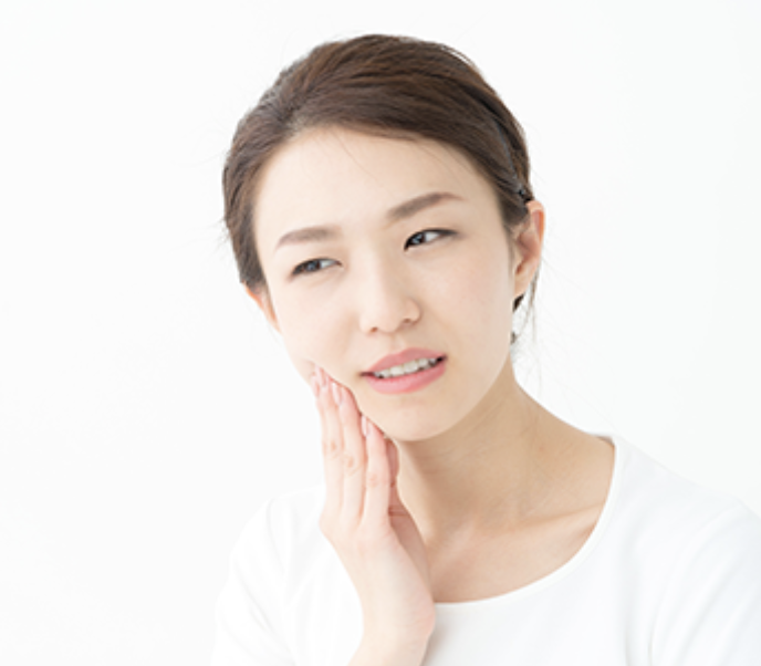 患者様の症状や口腔環境を考慮し、適切な対応を行っています