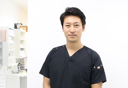 院長の横山 翔太