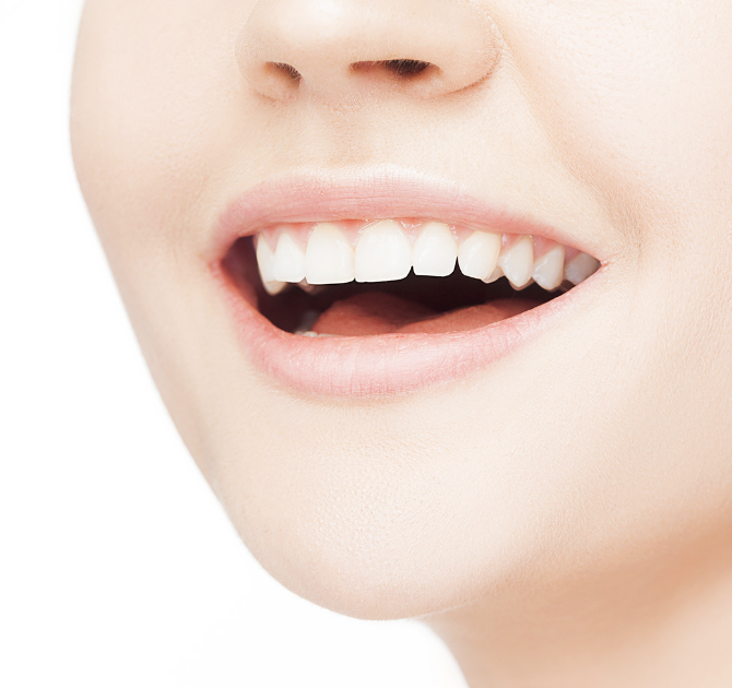 患者様の口元を自然で健康的な状態に回復させることを目指しています