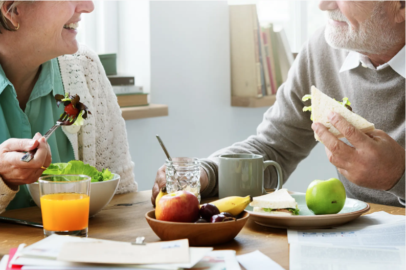 自然な歯と同様の機能を提供することが可能です