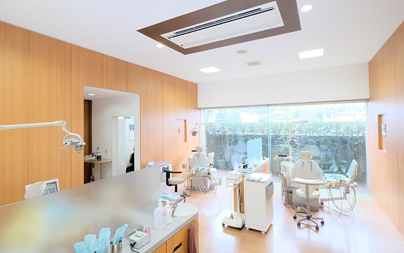 丁寧な対話を通じて患者様の不安を取り除いています