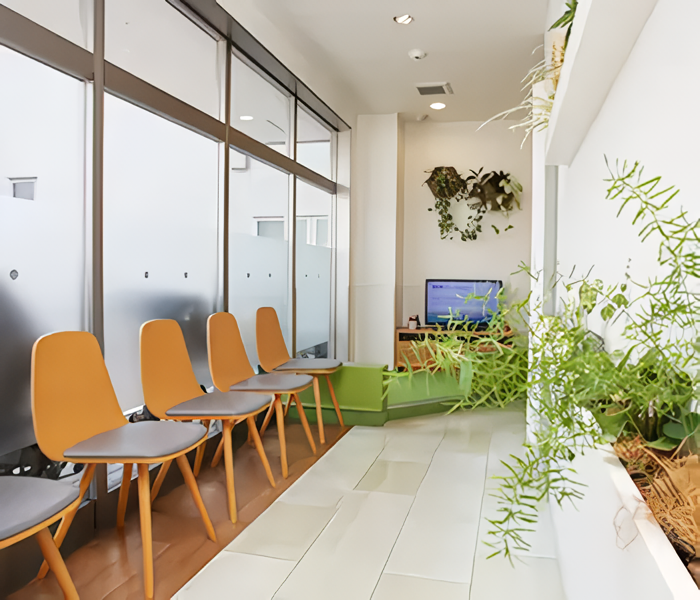 日本歯周病学会認定の歯周病専門医が在籍し、患者様の症状に応じた歯周病治療を行っています