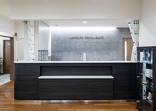 【JR奥羽本線 湯沢駅より徒歩10分】日本小児歯科学会専門医が在籍し幅広い診療に対応する守口歯科クリニック