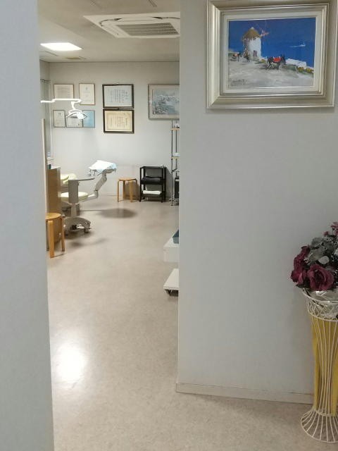 診療室は外から見えづらいようになっています