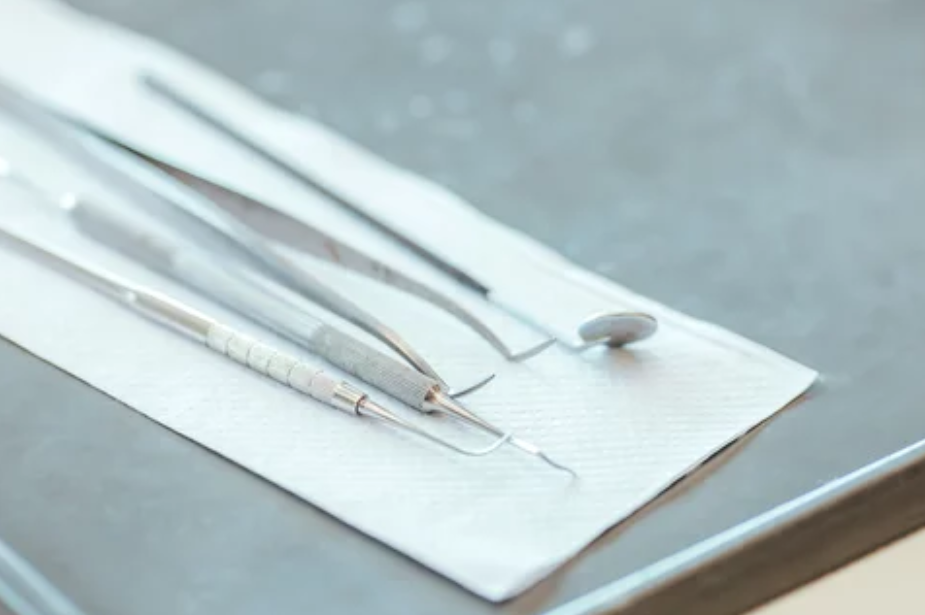 むし歯・歯周病を予防します