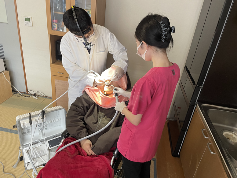 訪問歯科で毎日に笑顔を