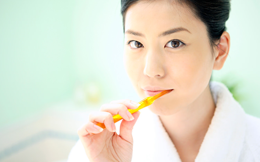 丁寧な仮歯調整と色合わせで自然な仕上がりを実現する被せ物治療