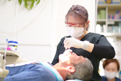 院長は歯科医師になり20年になります