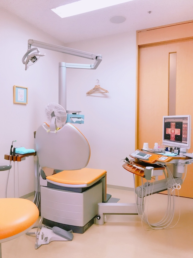 ①皆様の笑顔をサポートします②個室診療室③様々な機器を導入しています