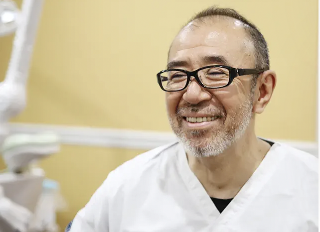 院長の安井 正紀