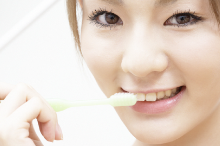 抜歯を避ける歯周病治療で笑顔を守る